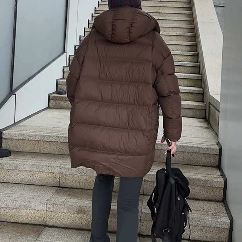 White Down Women Down Jacket 2025 Winter New Shaped Cloud Puffs Warm Hooded Hood Loose Women Down Jacket H712 W251016