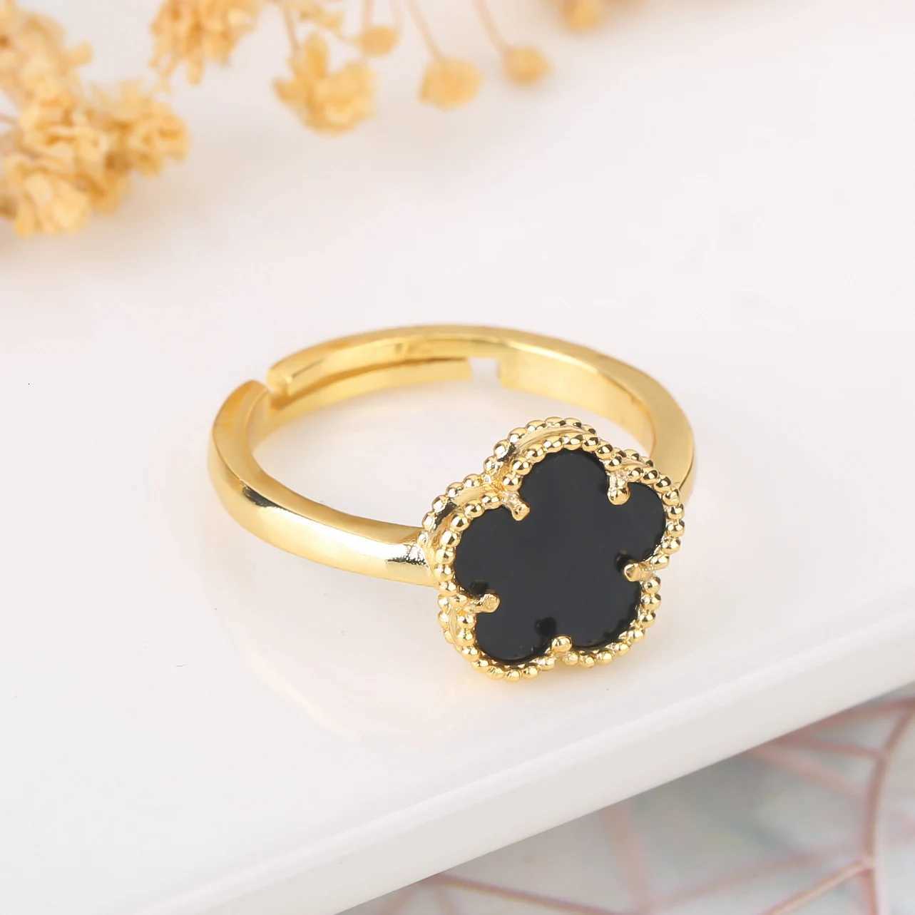 9Color New Minimalist Shell Natural Stone Plant Flower Ring With Adjustable Opening For Womens Luxurious Temperament CloverW251017