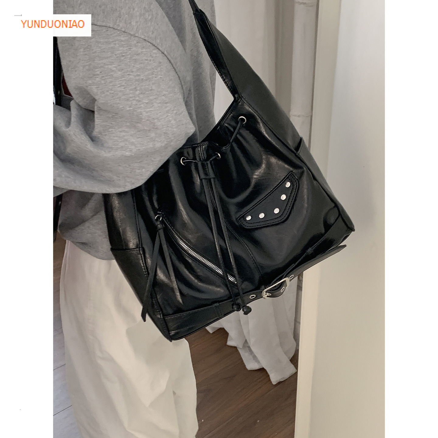 Autumn/Winter Minimalist New Luxury Handbag Large Capacity Retro Style Bucket Bag Designer Bag Women's Shoulder Crossbody Bag