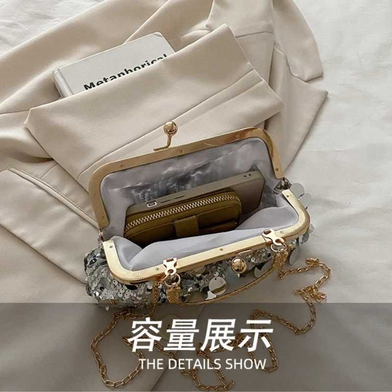 Elegant Sequined Evening Shoulder Bags for Women Solid Color Ladies Clip Chain Crossbody Bag Casual Female Shell Handbags Purse Z251017
