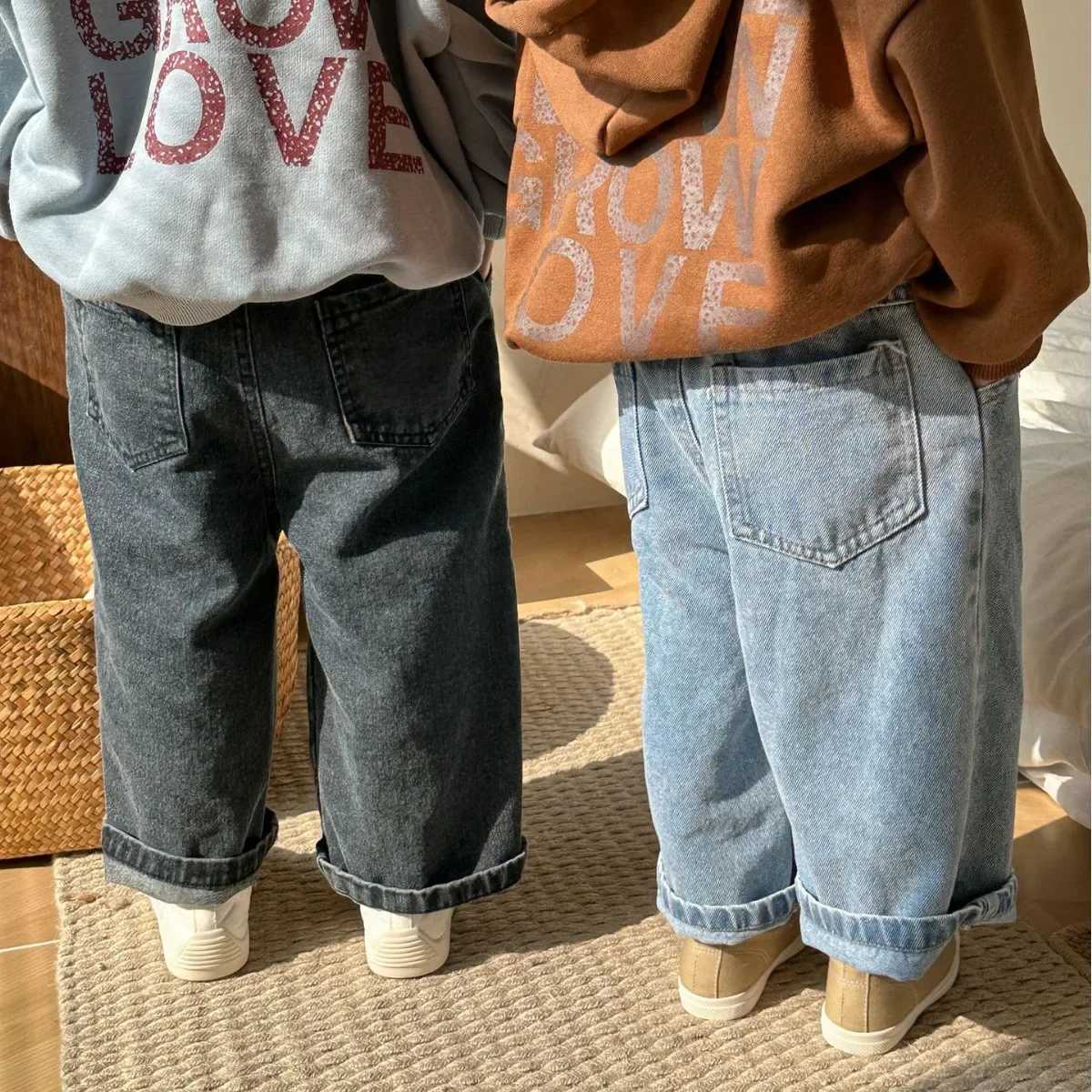 Korean Style Childrens Denim Pants Elastic Waist Casual Loose Wide Leg Jeans Baby Boys Girls Long Trousers Pockets PantalonesT251017