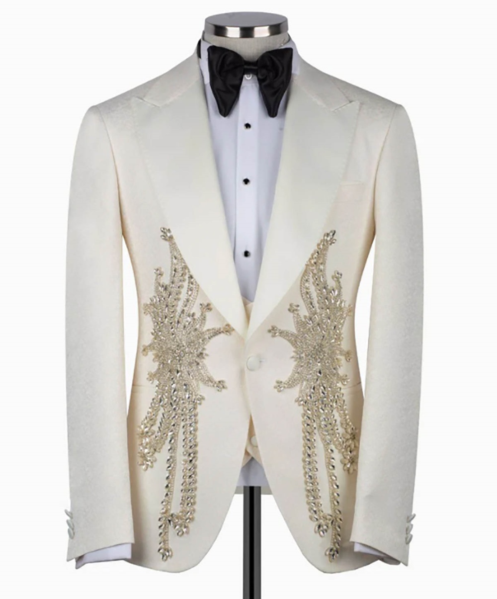 Luxury Wedding Groom Tuxedo Peaked Lapel Crystal Appliques Formal Occasion Prom Evening Party Men Suits Customized