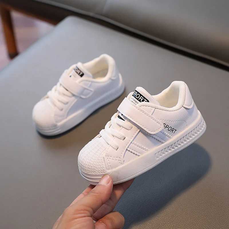Kids Casual Shoes Sneakers Boys Sport Breathable Tennis Sneaker Baby Children Girls Shoes Spring Fashion White Flat Running ShoeT251017