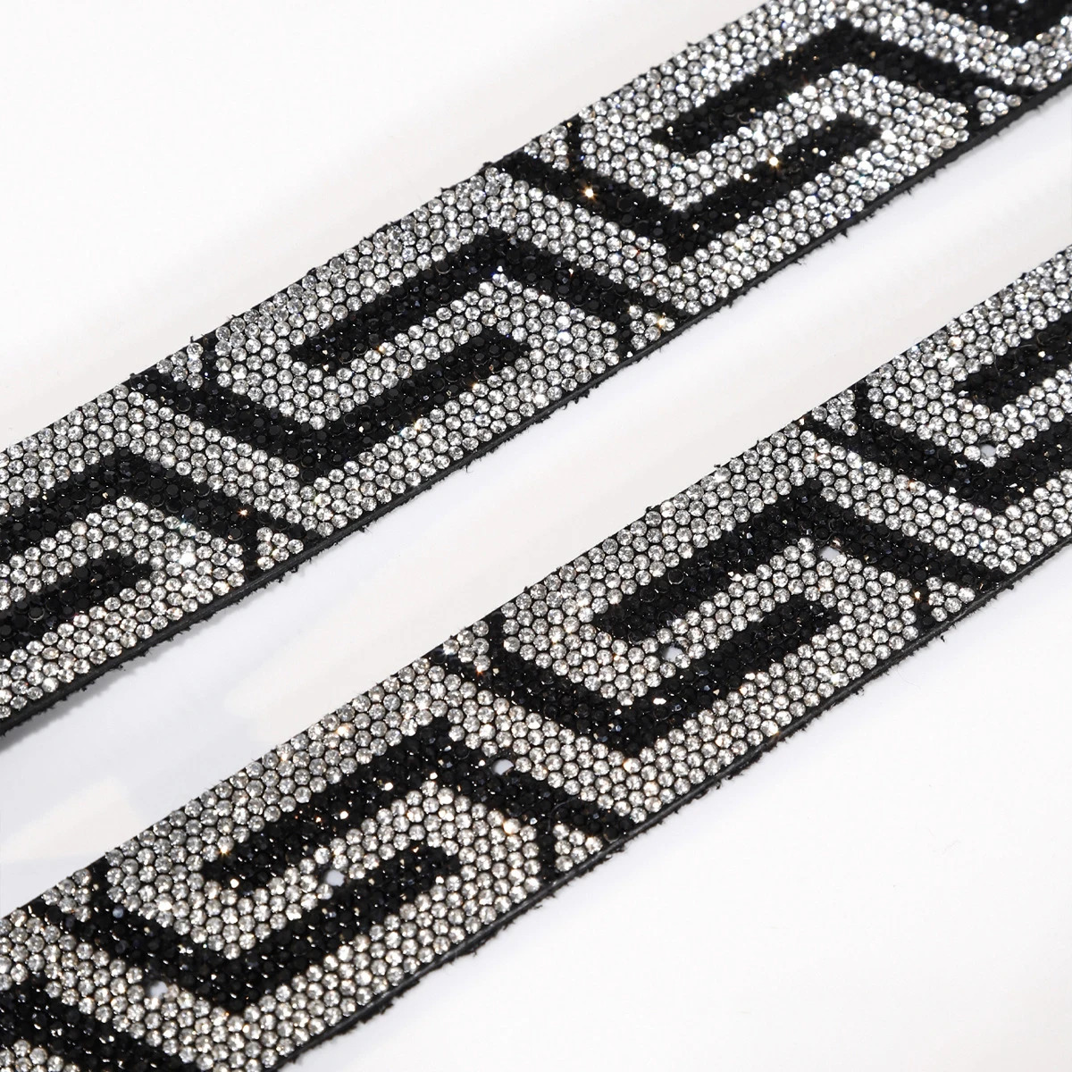 Womens Fashionable Rhinestone Studded Belt Shiny Rivet Mens Belt Street HipHop Punk Rock Style Y2k Belts 251010