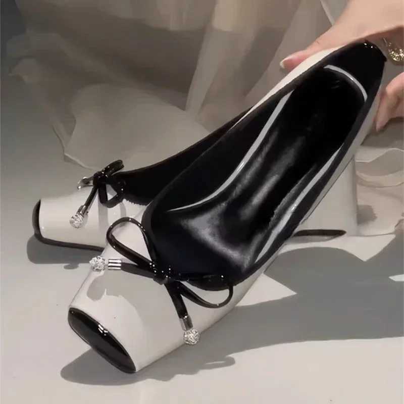 Square Toe Mary Jane Shoes Women Fashion Casual Chunky Ballet Shoes Shallow Bow Classic Brand High Heels Designer Female Pumps Z251015