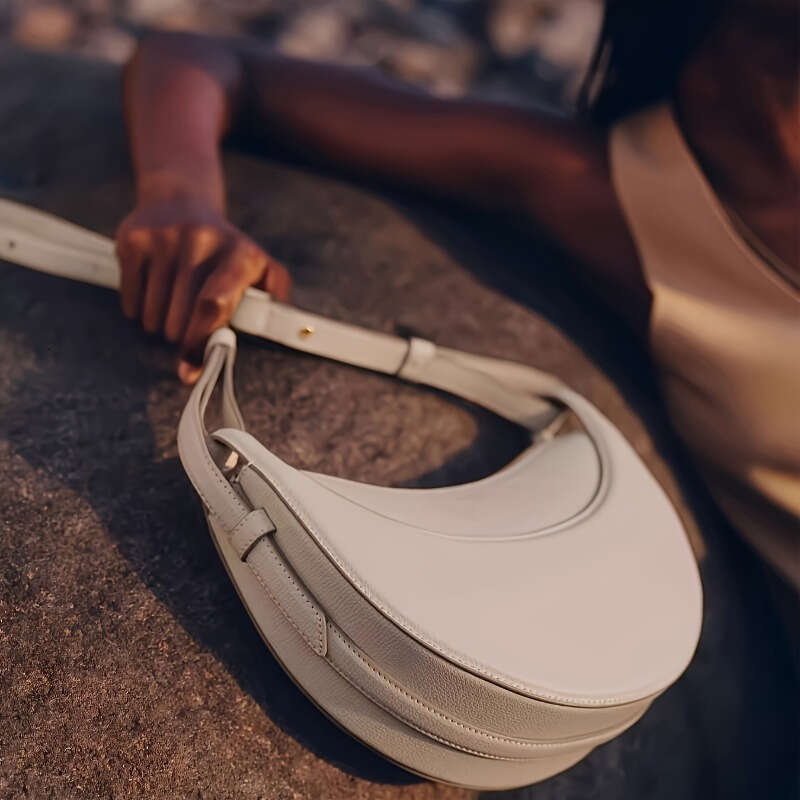 1 Piece Niche Design Crescent Crossbody High-End Women's Saddle Single Shoulder Underarm Bag