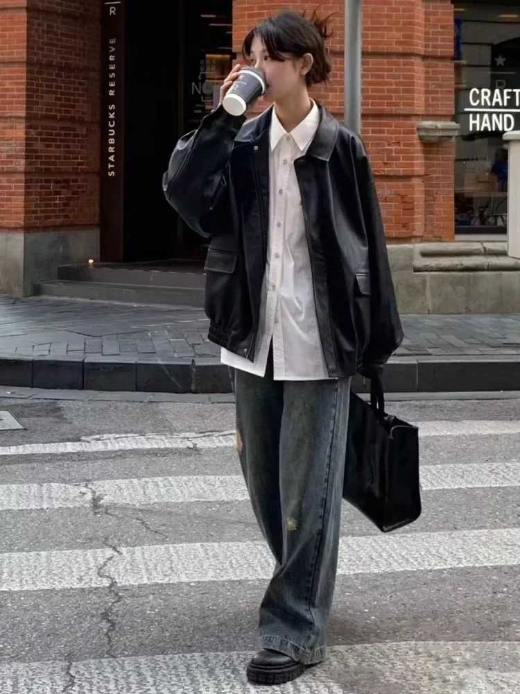 Vintage PU Leather Jacket Women High Street Techwear Oversized Moto Biker Coats BF Punk Loose Casual Cropped OuterwearT251017