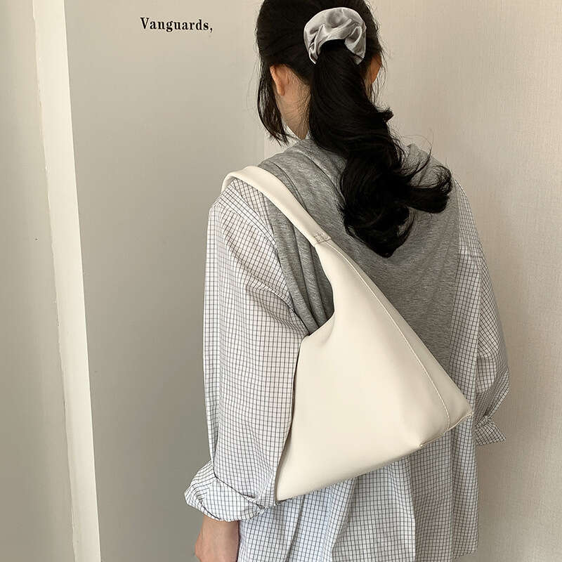 Korean Style Underarm Niche High-End Large Capacity Shoulder Casual Versatile Simple PU Soft Leather Bag For Women B5