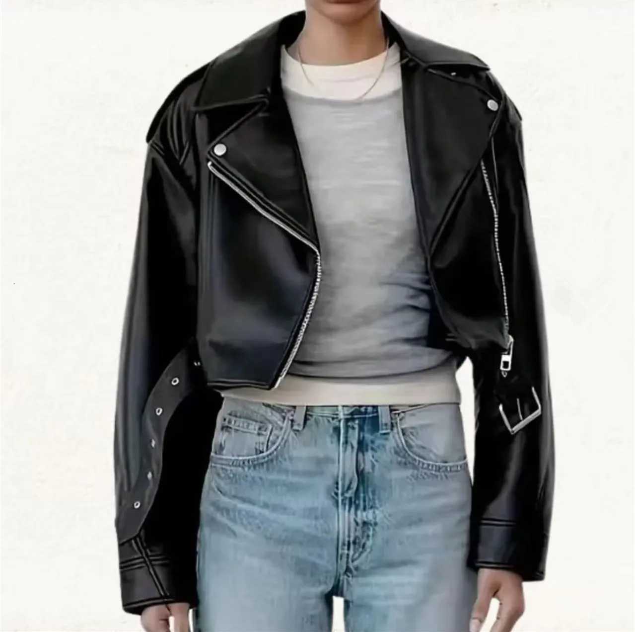 Women Pu Faux Leather Coats Short Jacket Vintage Moto Biker Coat Streetwear Zipper Turn Down Collar Outerwear Autumn 2025T251017