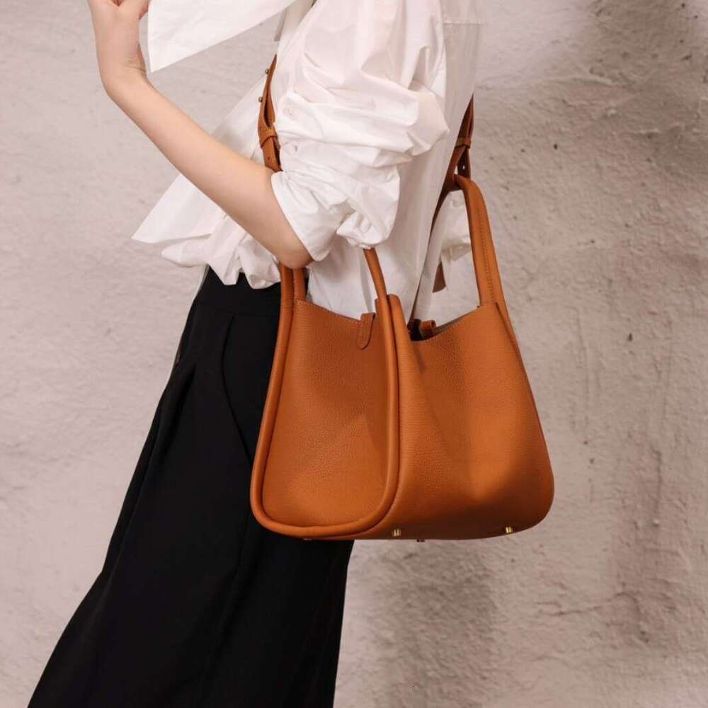 Same Style Bucket Vegetable Basket Top Layer Cowhide 25 New Large Capacity Single Shoulder Crossbody Handbag Women's Bag