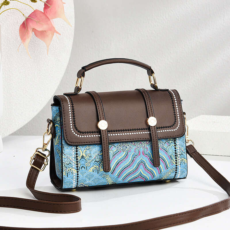 2025 New Women's National Style Embroidered Handbag Versatile Mini Shoulder Crossbody Small Square Bag for Women