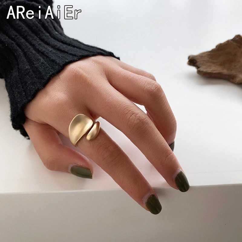 Resizable Size Gold Fingers Ring Opening Unisex Quality Unique Smooth Geometric Ring Wedding Ring Jewelry Z251017