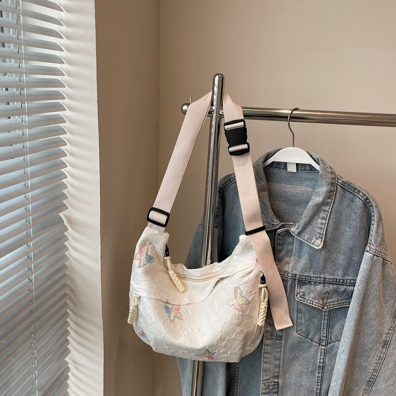 Spring women's fashionable and compact phone bag with large capacity function, new high-end student versatile, casual and simple shopping commuti