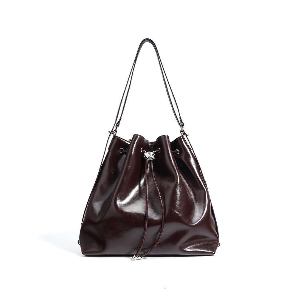 Women S Niche Cowhide Large Capacity Tote Genuine Leather Versatile Handbag New Fashion Shoulder Bag High Quality