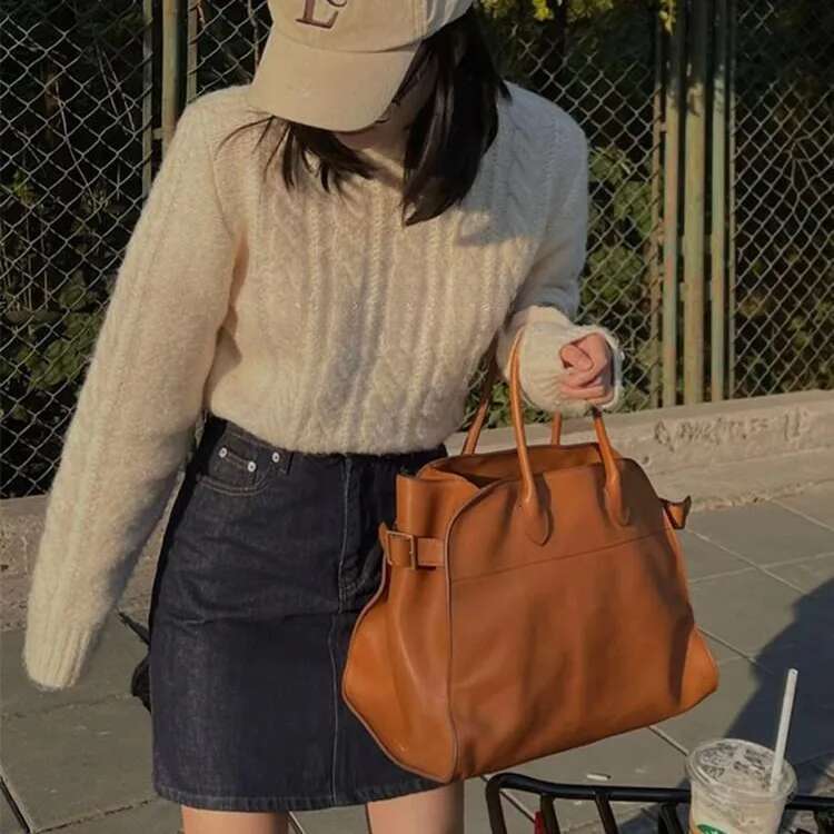 Large Capacity Leather Tote Bag Genuine Cowhide Handbag Celebrity Favorite Vintage Style Open Top Zipper Pocket Chinese Origin