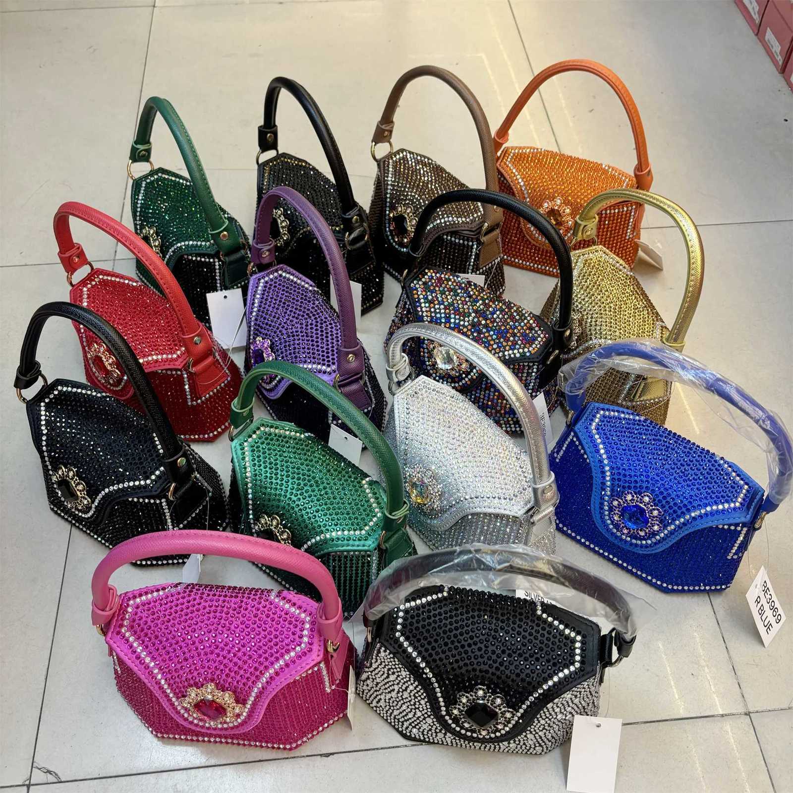 2025 Fashion Luxury Rhinestone Diamonds Shoulder Handbags For Women Thick Chain Crossbody Bag Ladies Handbag F58235 Z251017