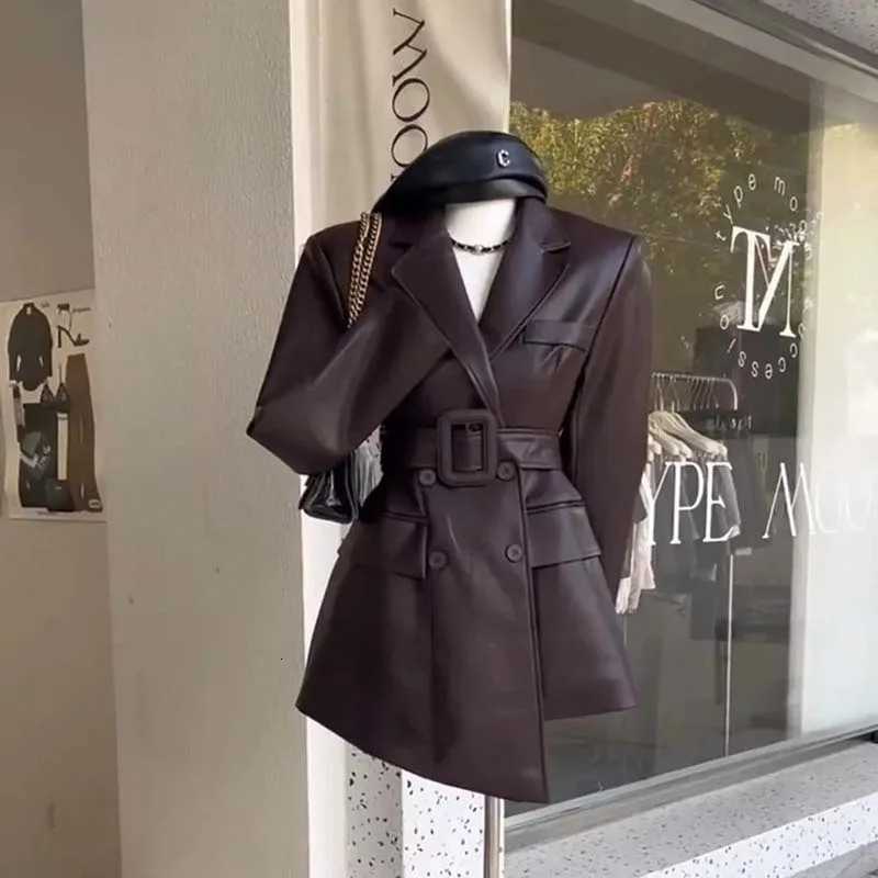 Coffee Color Blazer Retro Beautiful PU Leather Jacket Belt Womens Autumn New HighEnd Feeling Waist Cinching Suit Jacket TrendyT251017