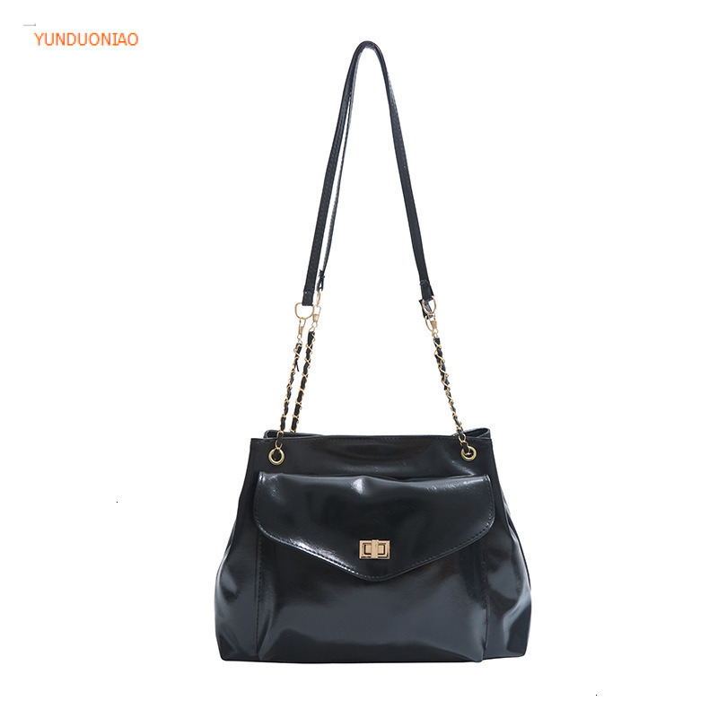 Autumn and Winter New Designer Bag Large Capacity New Fashion Chain Luxury Handbag Women's Crossbody Bag Versatile Commuter Bag