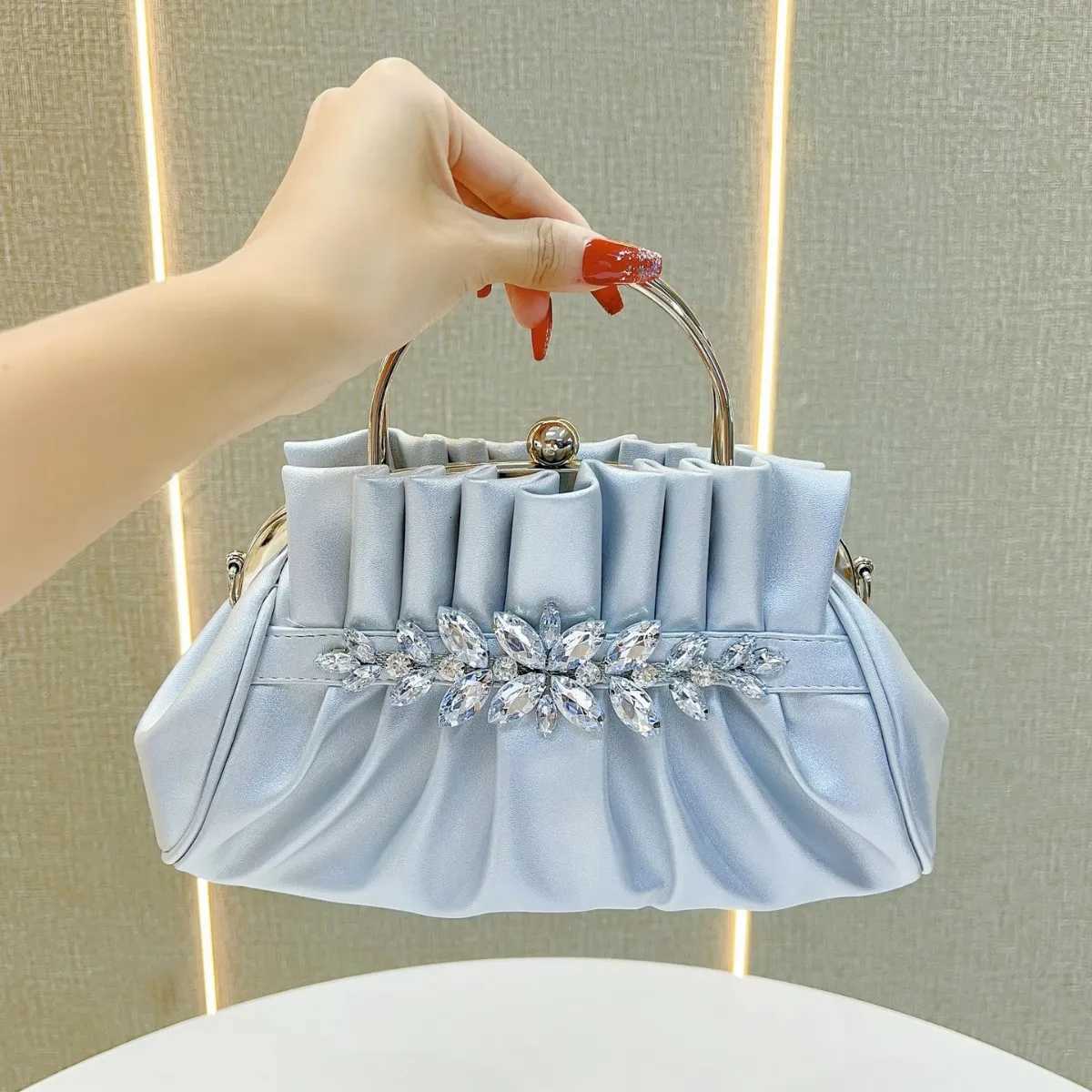 Leather Pleated Clutch Womens Handbag Crystal Rhinestone Silk Tote Top Handle Diamond Wedding Party Shoulder Purse Elegant Bag Z251017