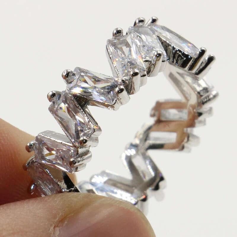 Victoria Wieck Fashion Jewelry Sterling Sier Irregularity Princess Cut White Topaz CZ Dia Party Promise Women Wedding Band Ring