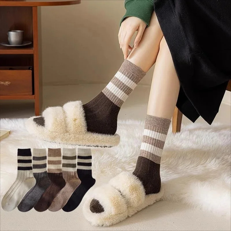 1 3 5 Pairs Women Striped Midcalf Socks Autumn Winter Thermal Knitted Socks Brown Retro Slouch Boot Socks Casual Daily EU 3542 251017