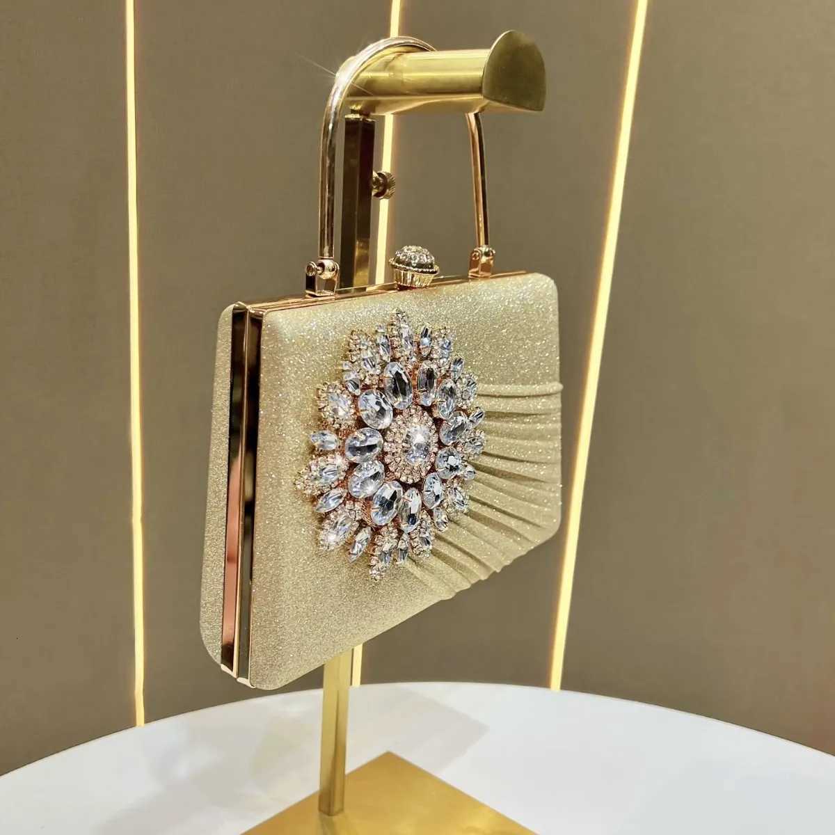 Dinner bag niche diamondencrusted handbag single shoulder oblique span banquet evening bag fashion handbag Z251017