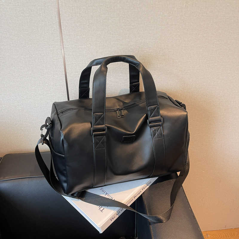 New Simple High-End Neutral Handbag Sports Casual Large Capacity Trendy Fashion Short Trip Handheld Travel Bag 250415