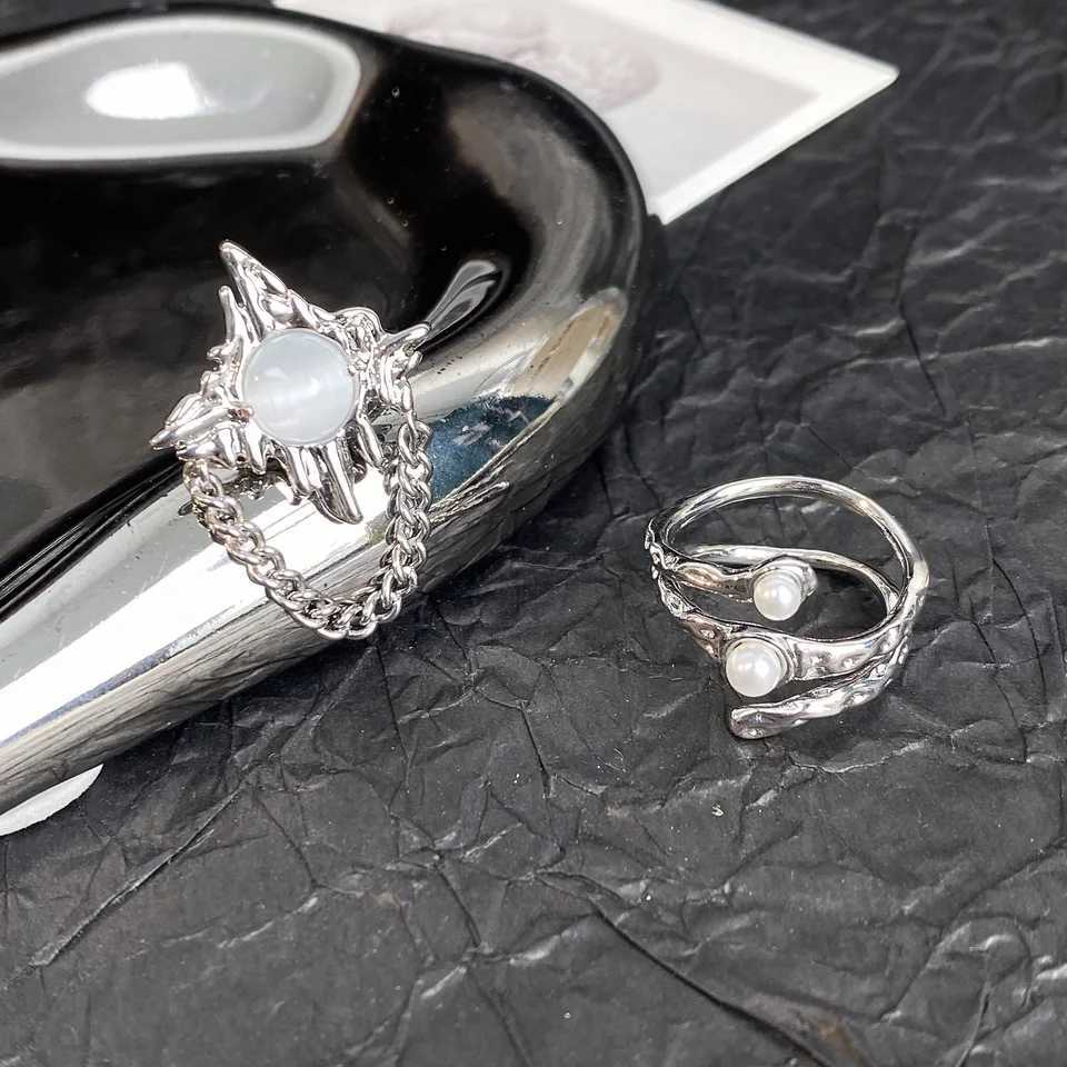 Vintage Irregular Pearl Open Ring for Women Men Punk Gothic Sliver Color Crystal Adjustable Couple Rings Y2K Egirl Jewelry Gifts Z251017