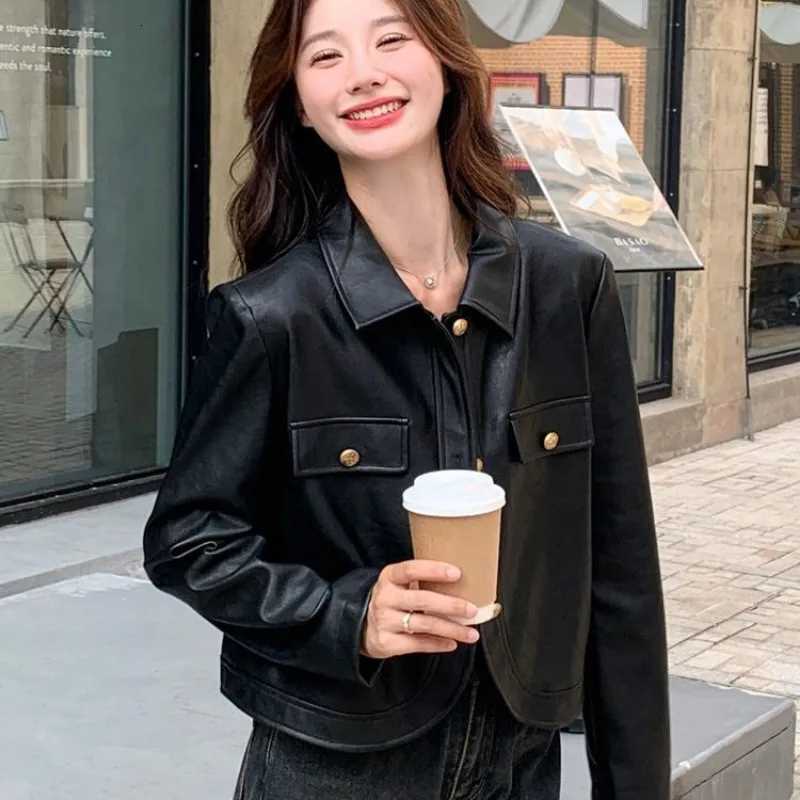 Luxury Black Leather Jacket Womens Metal Buttons Short PU Leather Jacket Long Sleeves Coat Soft Vintage Spring Autumn Top TrendT251017