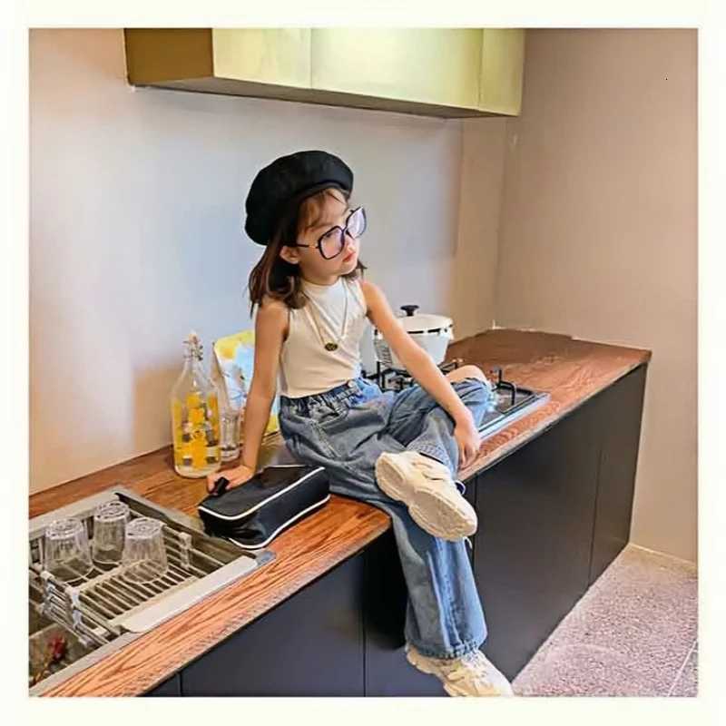Fashion Forward Children Cotton Ripped Wide Leg Jeans Stylish and Comfortable Denim Pants for 3 8 Y Kids GirlsT251017