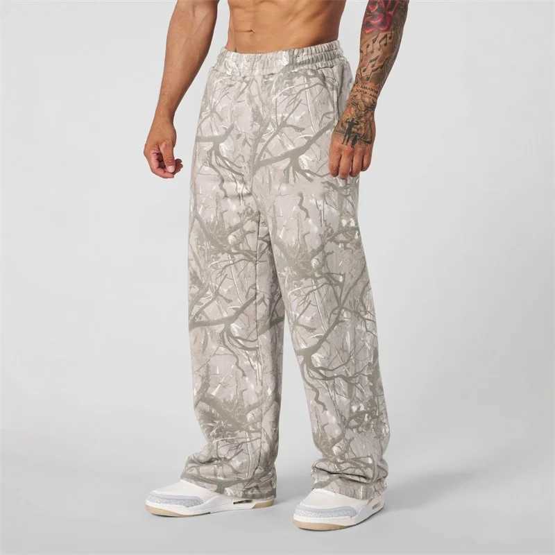 2025 New Jogger Straight Trendy Fitness Pants Mens Camouflage Wide Leg Pants Breathable running sweatpants loose men trousers1 Y251105
