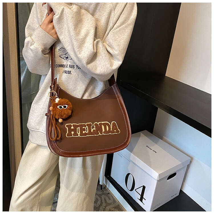 Super Popular Niche Matte for Women Designer Bags 2024 New Autumn Winter Versatile Crossbody Single Shoulder Underarm Bucket Bag