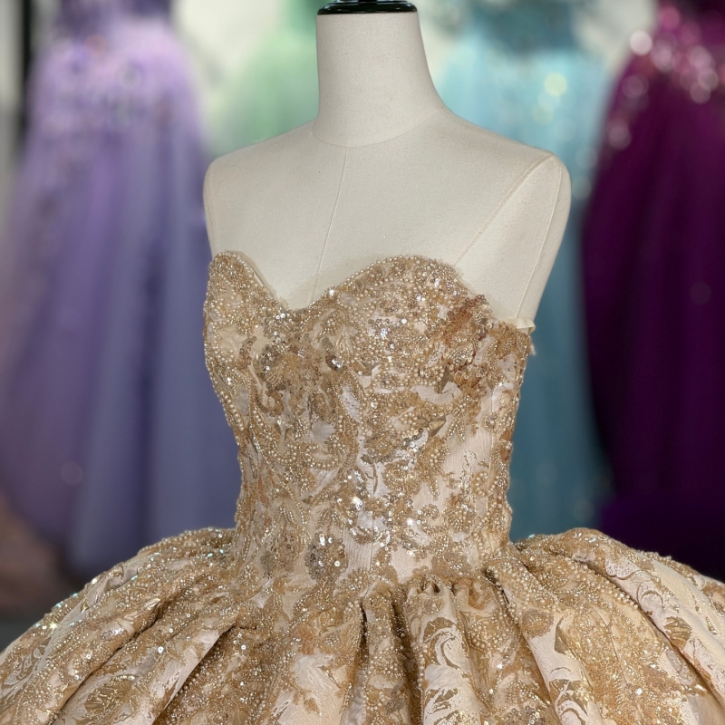 Champagne Shiny Quinceanera Dresses Off The Shoulder Applique Beading Crystal Tull Party Birthday Sweet 16 Dres Vestidos 15 De Anos