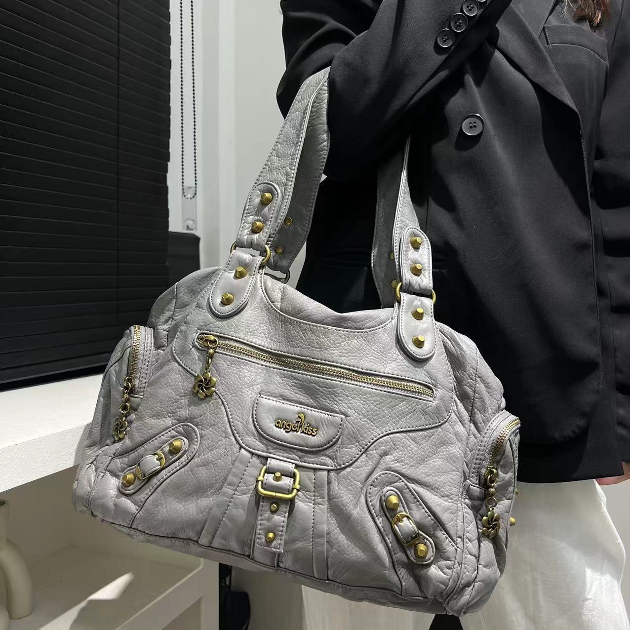 Y2k Vintage Womens Shoulder Bag Large Capacity Casual Pu Leather Tote Bag American Retro Ladies Armpit Bag 241125