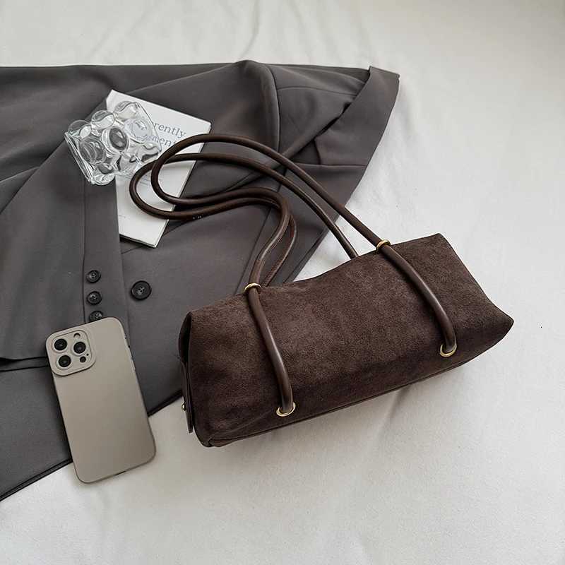 2025 Autumn Winter New Armpit Bags for Wen Stylish Design Exquisite Faux Suede Square Shoder Bags Solid Zipper Persality1 D251017