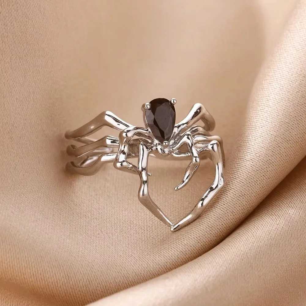 Punk Spider Rings for Women Silver Color Dark Retro Black Gem Spider Ring HipHop Halloween Jewelry Accessories Z251017