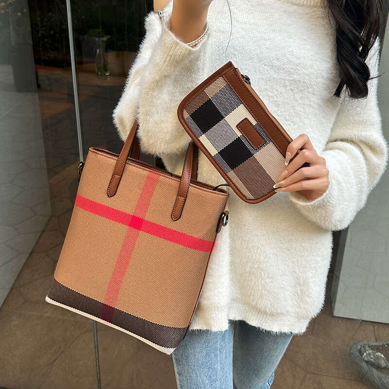 Genuine Leather Plaid Large Capacity Tote Mother Handbag Versatile Fashionable High-End Feel Single Shoulder Crossbody Women's Bag