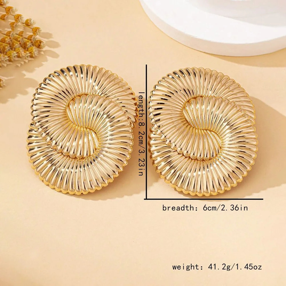 Factory Direct Sales Personalized Fashionable Metal Twisted Corrugated Exaggerated Temperament Womens Earrings 251016