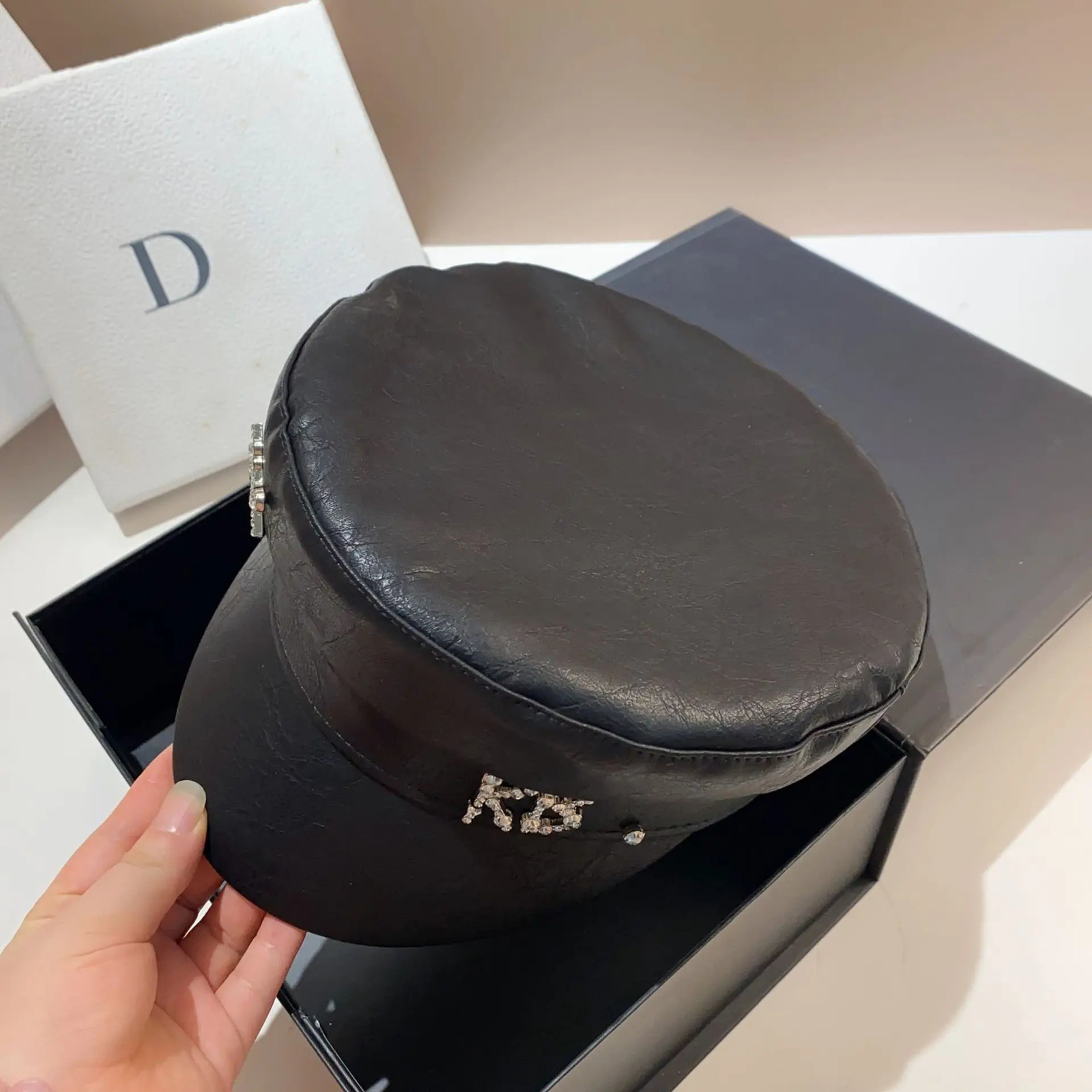 PU Leather sboy Caps Women Diamond Letter Flat Top Cap Solid Color Militray Hat Fashion Streetwear Navy Hat 251016