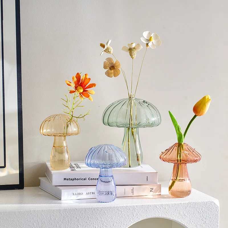 Mini Mushroom Glass Vase Hydroponic Aromatherapy Bottle Hydroponic Flower Plant Decoration Home Nordic Vase Table Creative Vase C251017