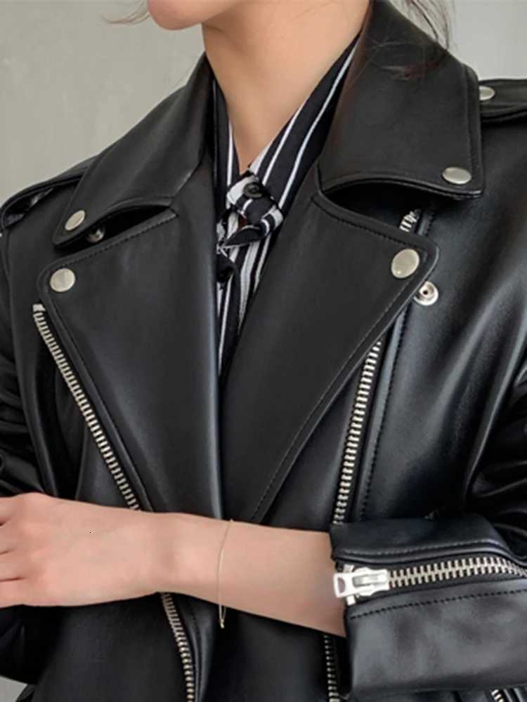 Lautaro Autumn Womens Leather Motorcycle Biker Jacket Zipper Long Sleeve Loose Red Black Soft Faux Leather Jacket for Women 2021T251017