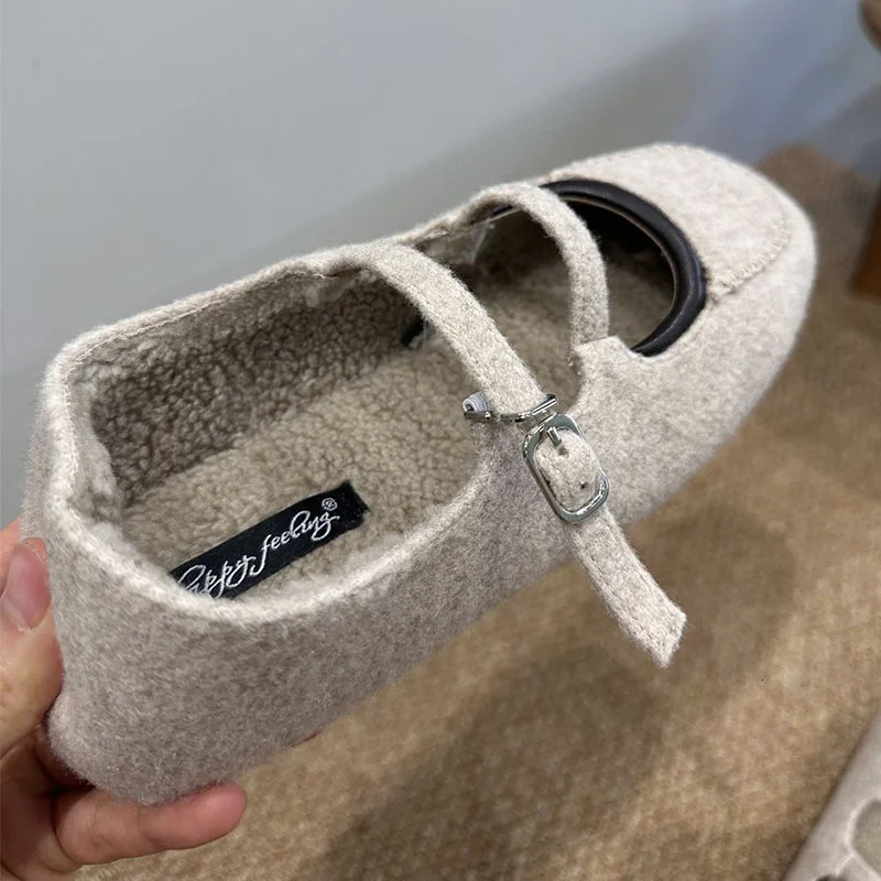 Fashion Square Toe Flats Fur Shoes For Ladies Furry Female Buckle Strap Footwear Women Mary Janes Flats With Plush Shoes 251013