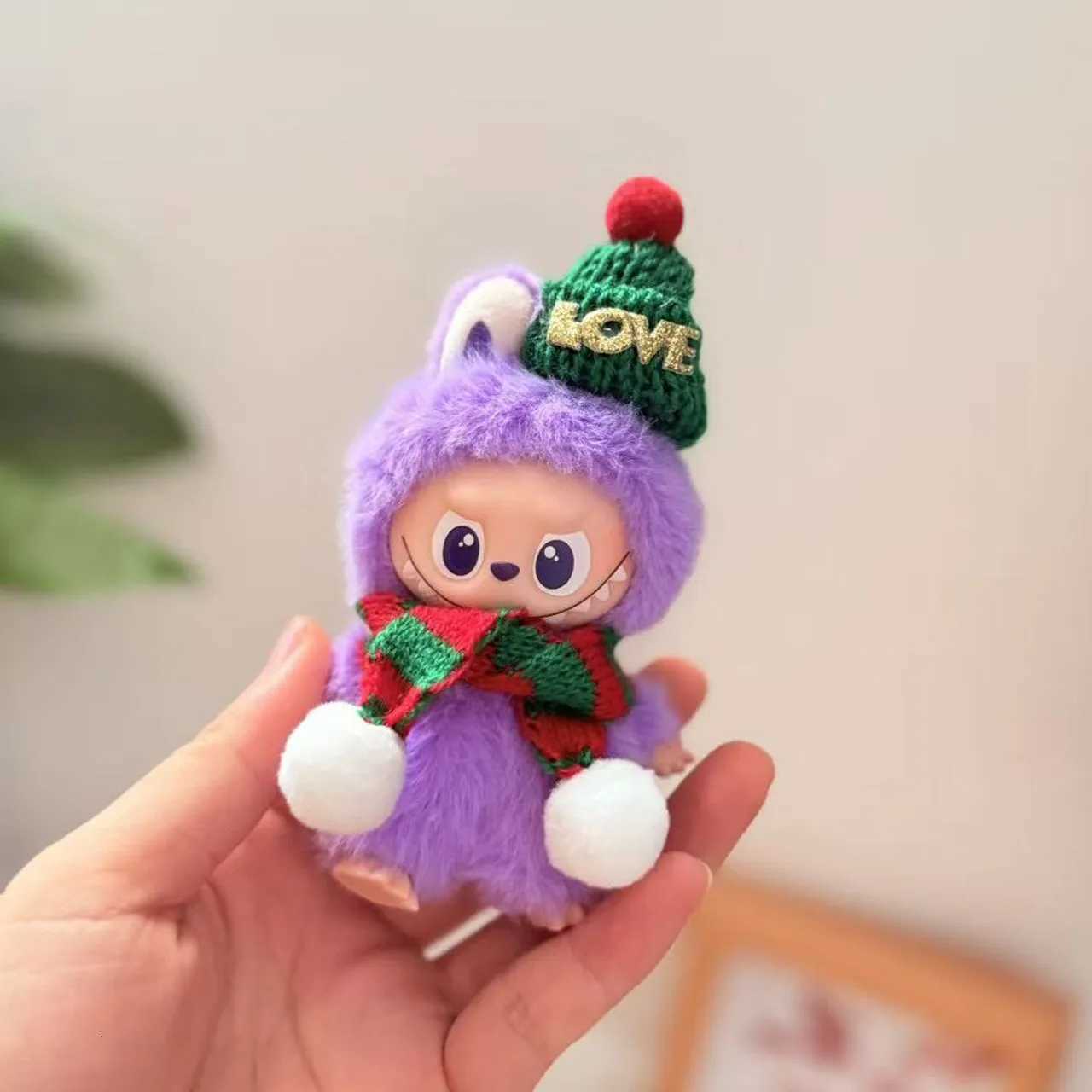 10cm Mini Labubu 40 Doll Clothes 4thGen Labubu White Red LOVE Hat Pompom Scarf Winter Christmas Sets for Mini LabubuT251018