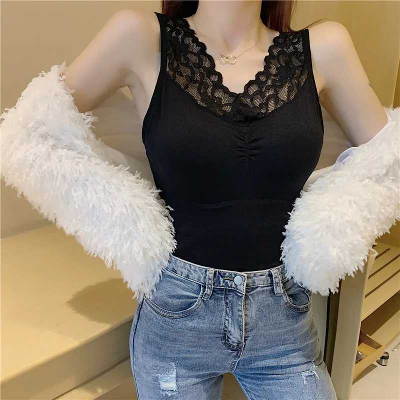 Autumn and Winter Seamless Sexy Lace Vneck Bottoming Sling Fleece Vest Women s Thermal Underwear with Chest T251018