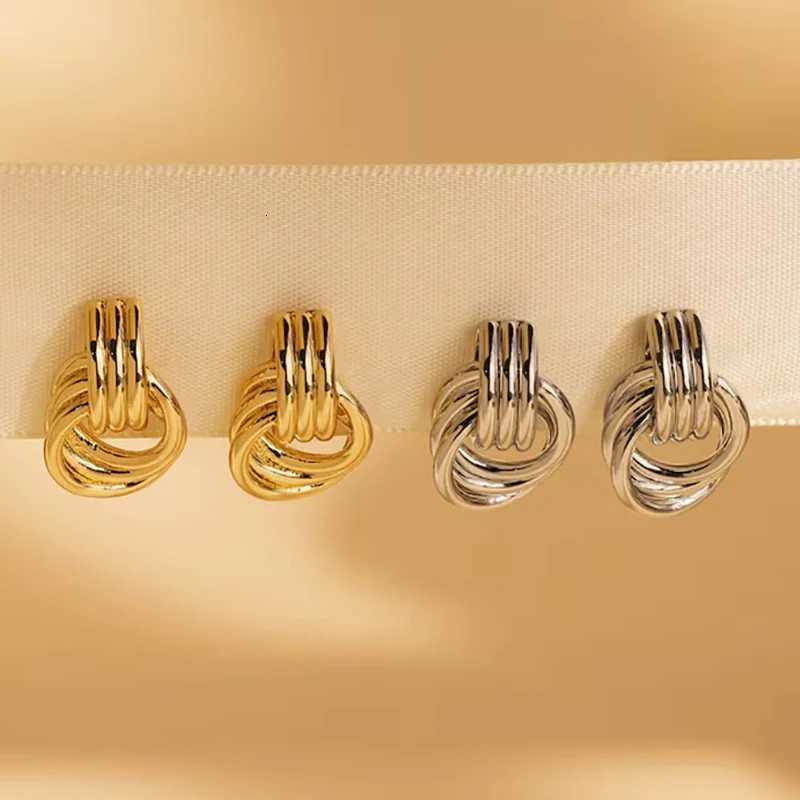 Vintage Multilayer Twisted Round Circles Post Earrings for Women Waterproof Stainless Steel Knotted Ring Versatile Ear Jewelry Y251018