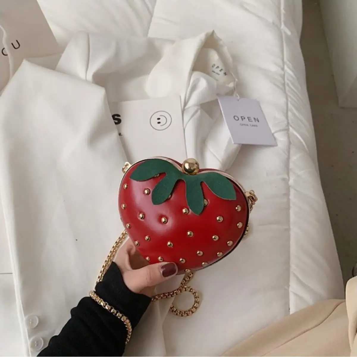Womens Summer Fashion Cute Strawberry Crossbody Bag Rivet Snake Bone Chain Bag Z251018