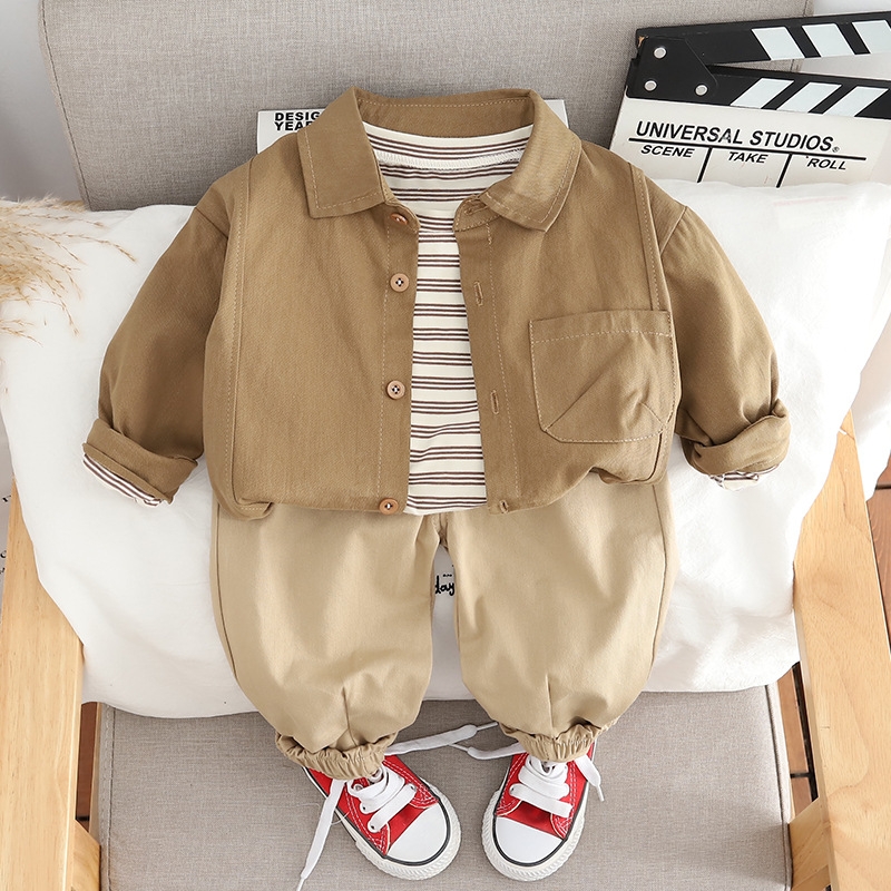 Boys' autumn outfit set 2025 new children's Korean version spring and autumn clothes baby solid color shirt three piece set trendy