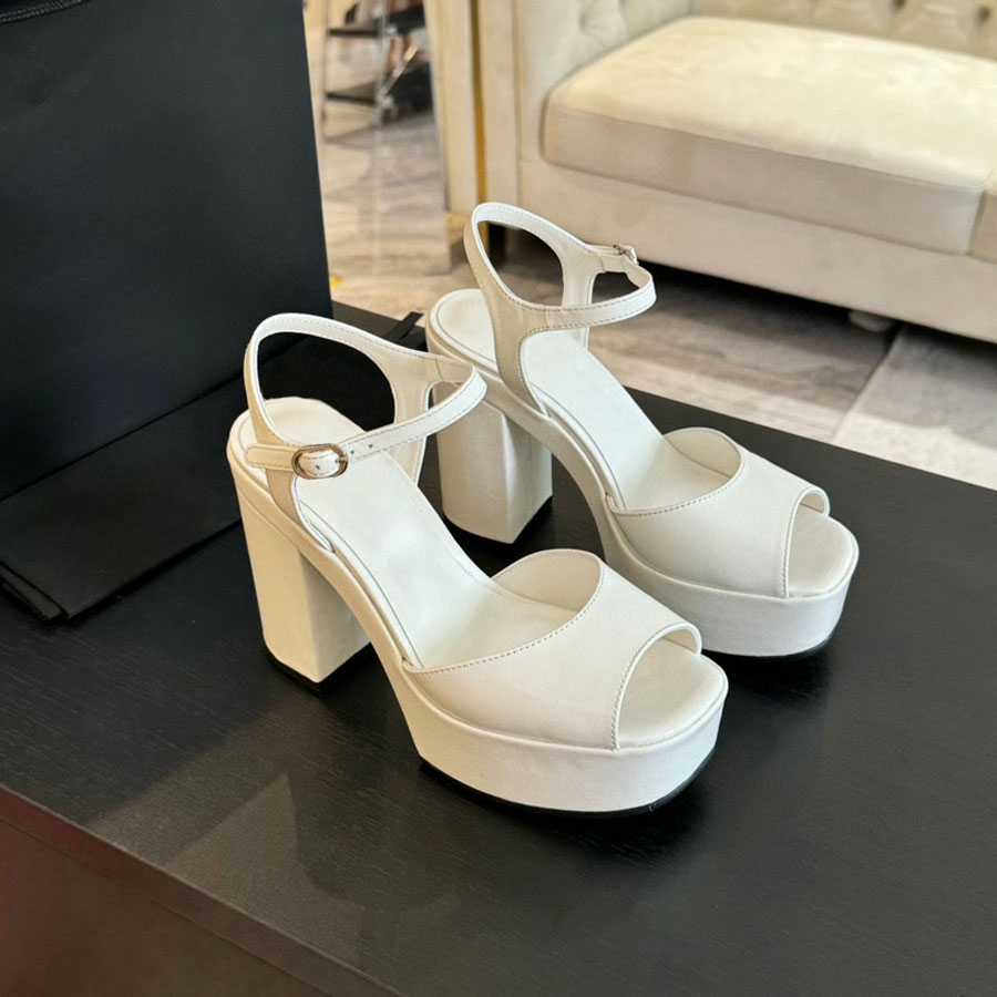 Top quality Fashion Letter button Platform heel Sandals Super Chunky block heels Dress Shoes Ankle Strap Luxury designer heels womens party Evening Wedding shoes