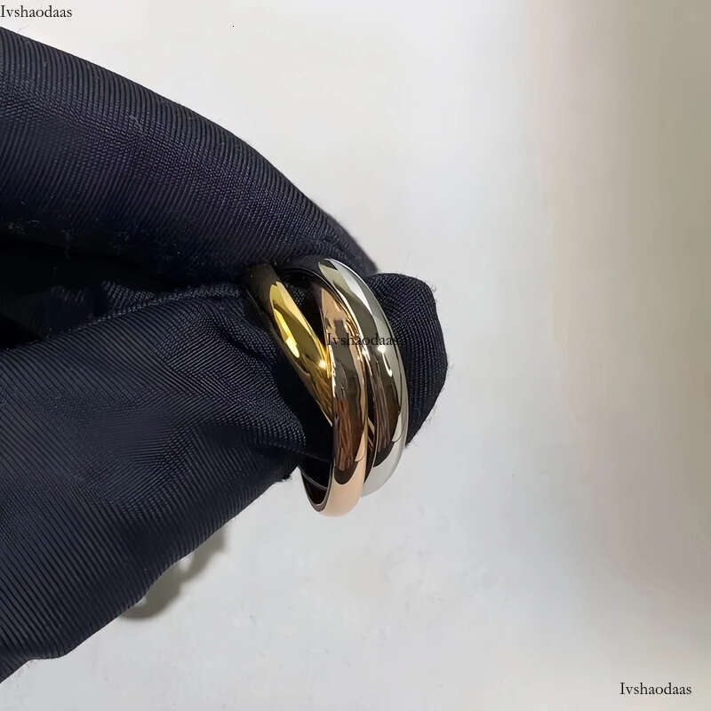 Designer Ring Couple Workmanship Personality Letter Design Gifts Jewelry Bridal Versatile Styles Gift Box High Quality Rings