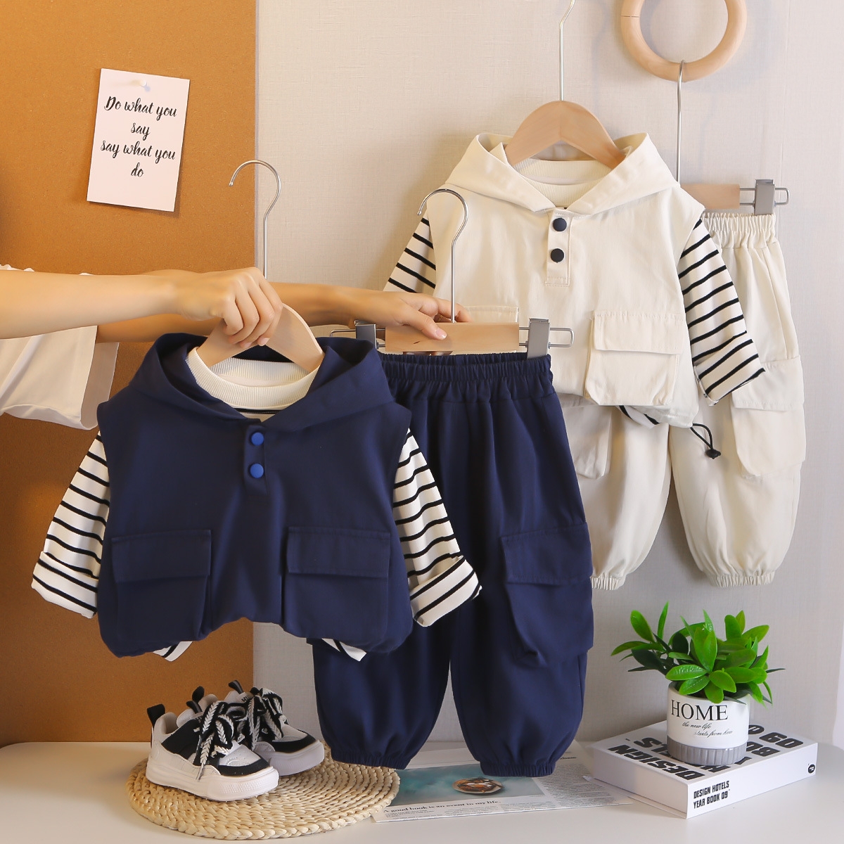 Children's Spring and Autumn Set 2025 New Handsome Boys' Handsome 0-5 Year Old Hooded Striped workwear Vest 3-Piece Set free shipping
